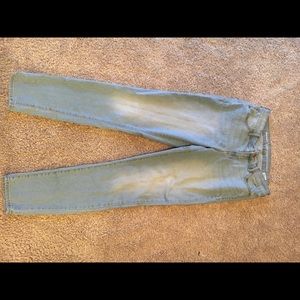 Light wash Skinny Jeans